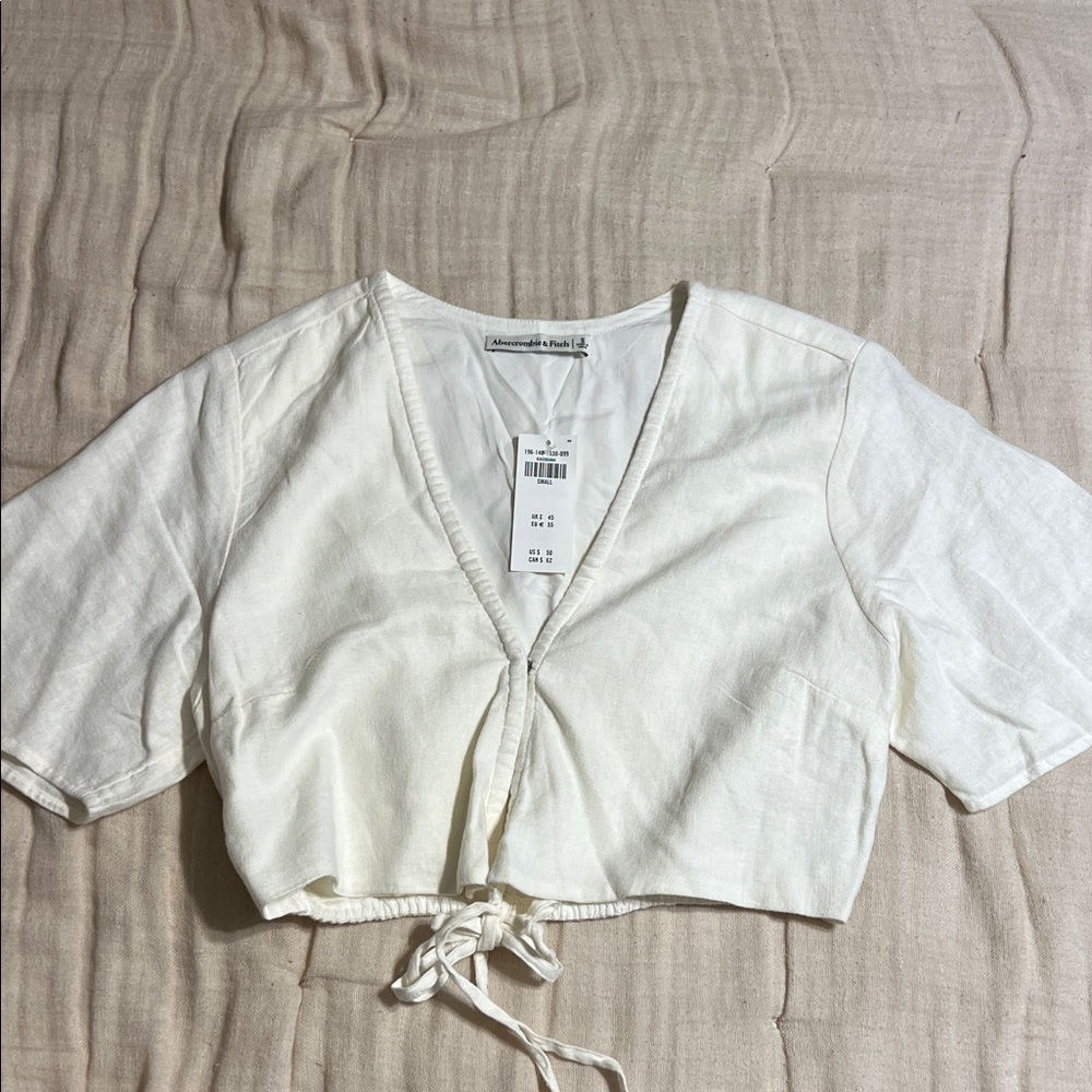 Abercrombie & Fitch White Cropped Tie-Front Top